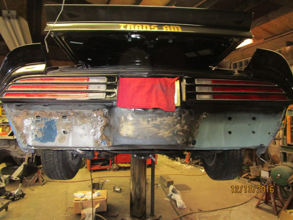 77 Trans Am Rear Panel 1978 Trans Am - 2nd Gen Engineering